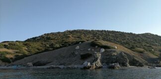 *Στιγμή lagonisi