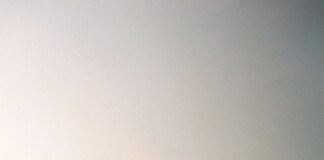 Έλενα ή Η Θάλασσα του Καλοκαιριού, Χουλιάν Αγιέστα