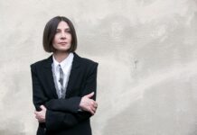 Donna Tartt: Συνυφαίνοντας την ζωή με την απώλεια, την θλίψη και την εμμονή