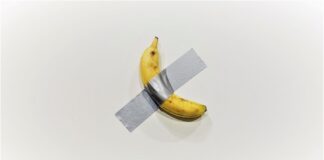 Το έργο “Comedian” του Maurizio Cattelan: ένα έργο εννοιολογικό ή σχεσιακό;