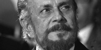 Προσέγγιση, Γιάννης Ρίτσος