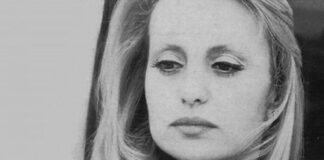 / Βίκυ Μοσχολιού /