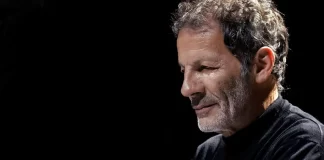 Δεν έχει αρχή / Σταύρος Ξαρχάκος