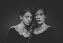 Η παράσταση Πλάσματα του Θεού: Υπόθεση Παπέν για δεύτερη χρονιά στο θέατρο Altera Pars