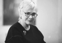 Ξένια Καλογεροπούλου: Με τα χρώματα του παιδικού θεάτρου