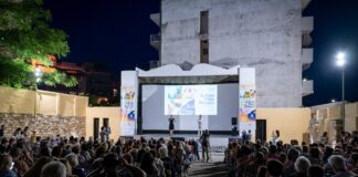 Tελετή έναρξης του 4ου Evia Film Project στον θερινό κινηματογράφο «Απόλλων» στα Λουτρά Αιδηψού
